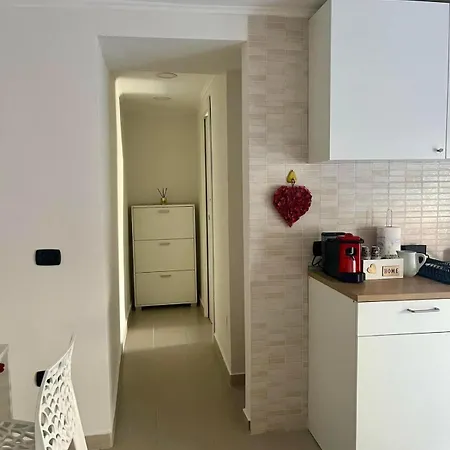 Maison Ludovin Apartment Naples